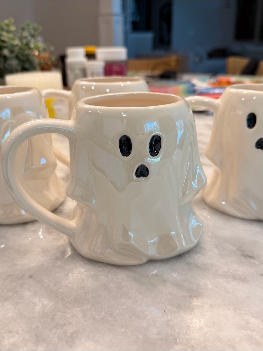 Ghost coffee mugs, set of 4.